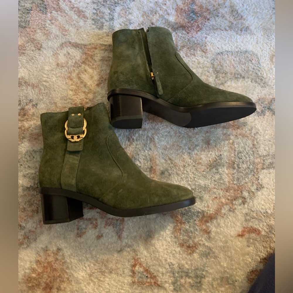 NWOT Marsden Green Suede Ankle Boot